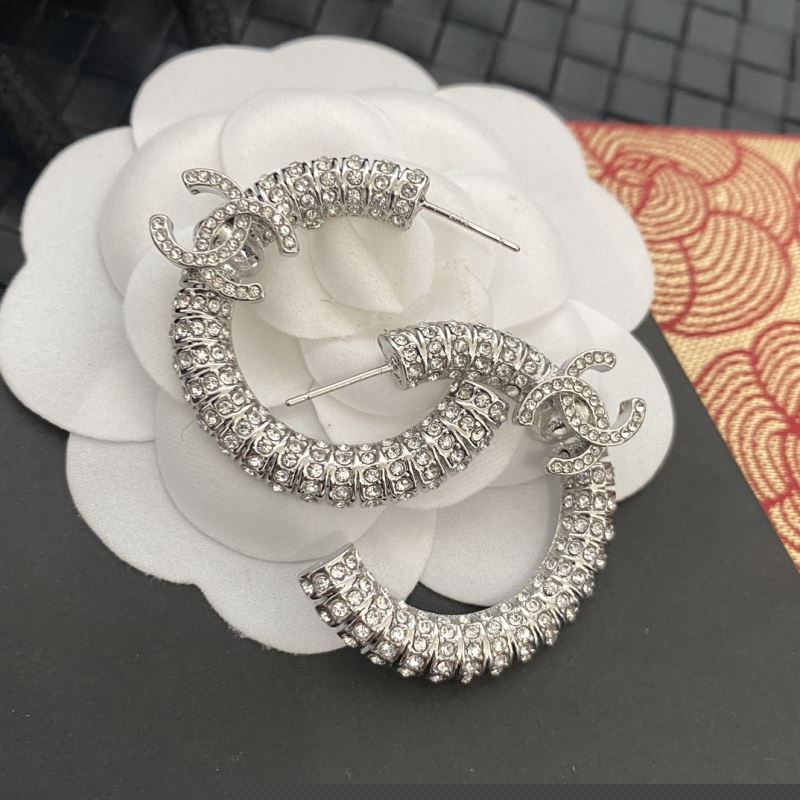 Ch*el brooches